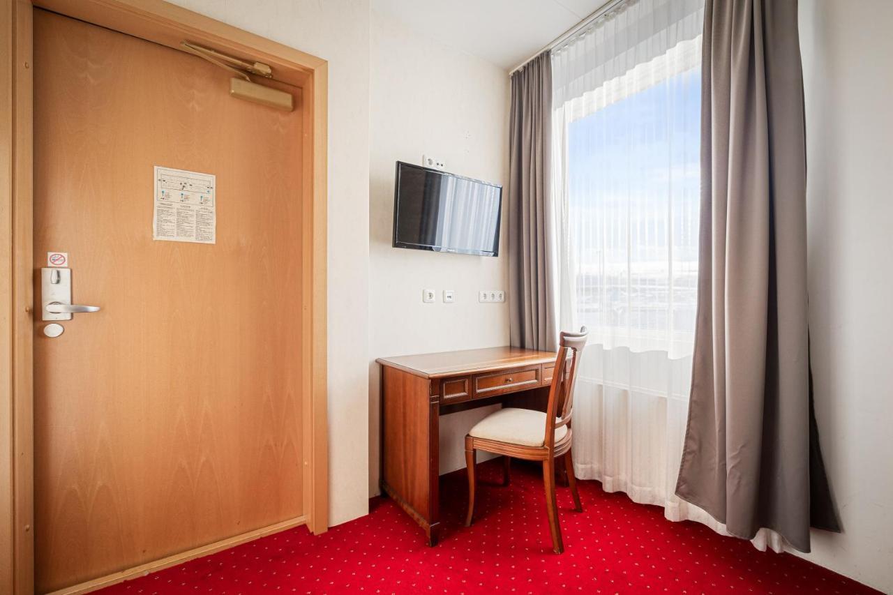 Hotel Ísland - Comfort Kópavogur Quarto foto